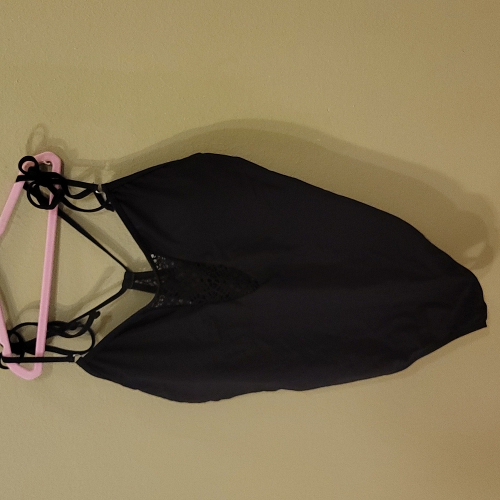 ❗️Last Chance❗️Black one piece bathing suit with lace detail- XL